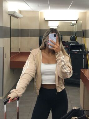 White Fox Beige Cropped Zip Up S